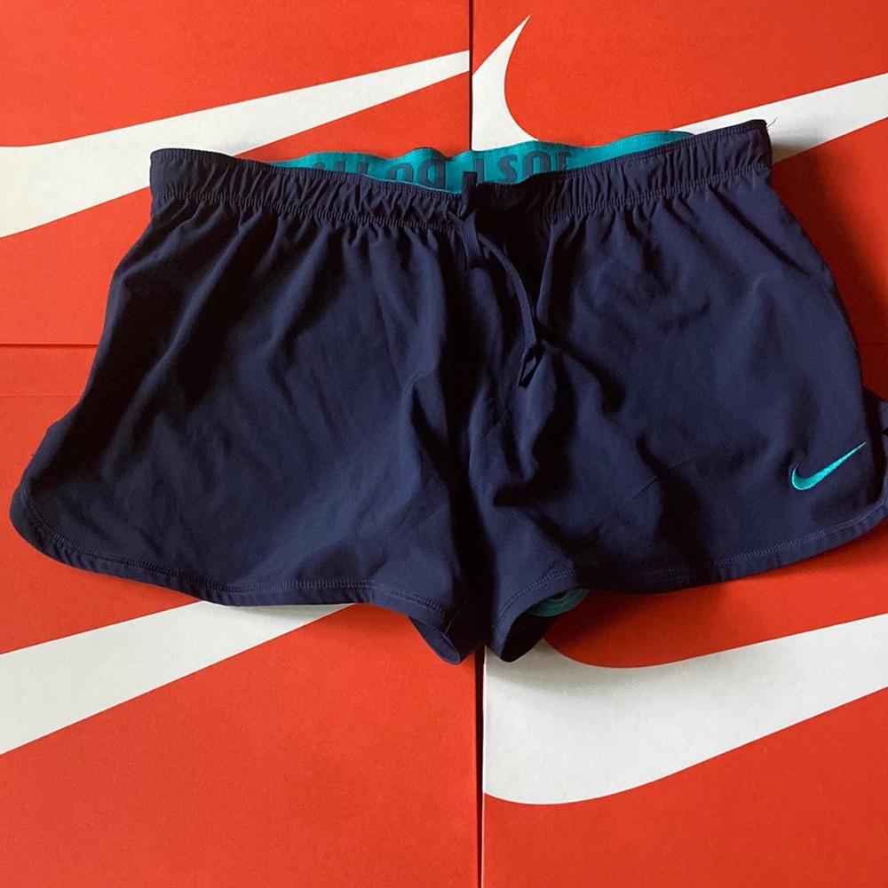 NWT Navy blue Nike shorts